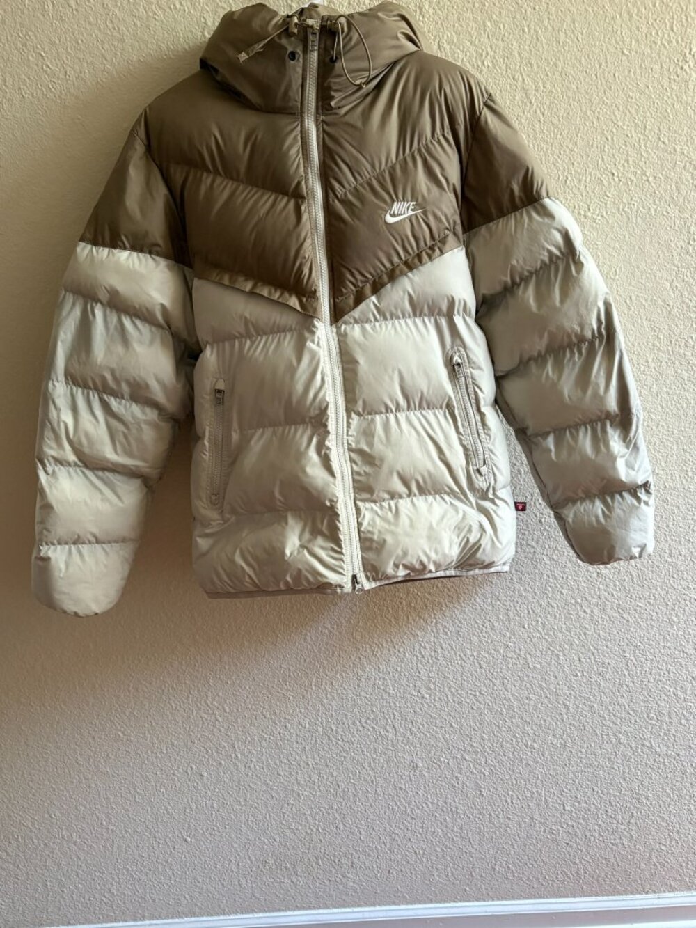 Nike Puffer Jacket - Picture 5 of 5